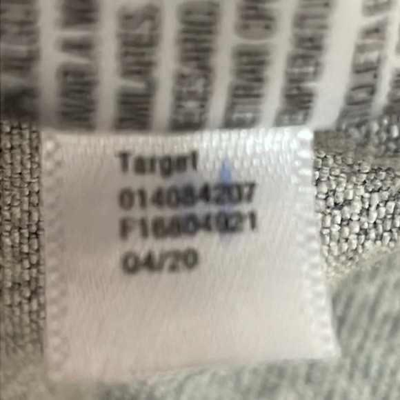 NWT Universal Thread Vintage Straight High Rise Gray Wash Denim Jeans 2/26R - Picture 15 of 16